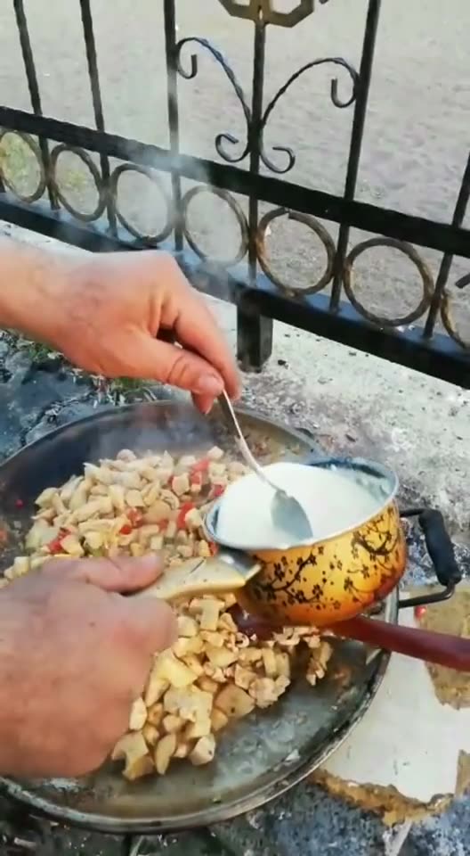 Fried Chicken Mukbang: Crispy & Delicious