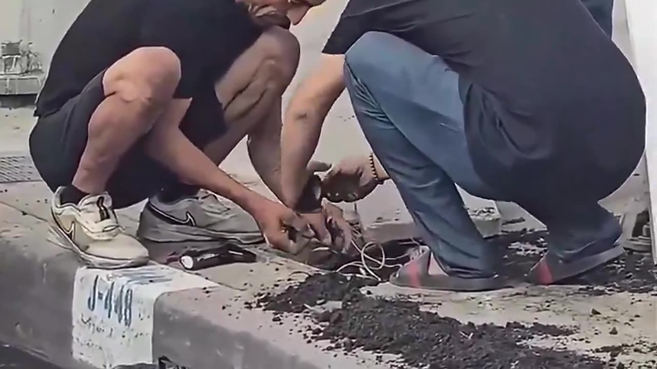 Homeless seize LA power