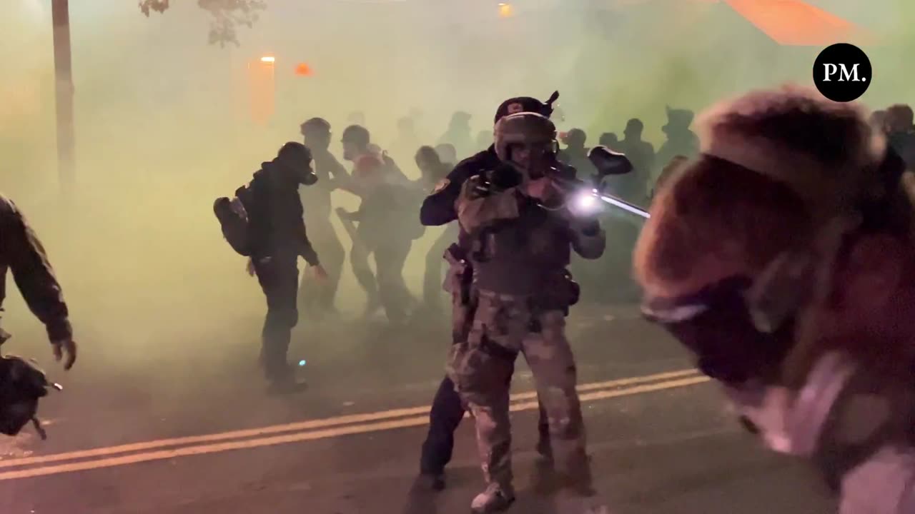 Feds Annihilate Antifa Militants With Teargas & Crowd Control Munitions at ICE Facility in Portland