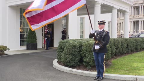 🇺🇸🇯🇵 PRESIDENT TRUMP GREETS THE PRIME MINISTER OF JAPAN | STRENGTHENING U.S.-JAPAN PARTNERSHIP! 🤝🏛️