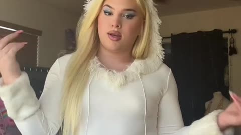 A magic tgirl to your party