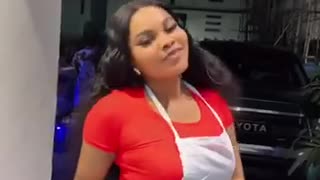 Sarian Martins new dance video