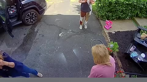 Woman Greets Red-Headed Stranger in Her Driveway With Long Scream #Shorts