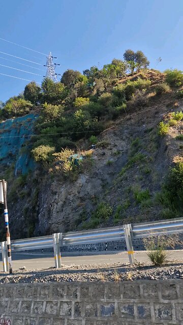 Dangerous Road- Jammu Srinagar Highway