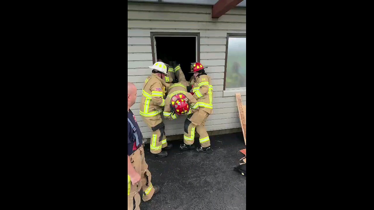 Lifting and moving victims out windows w/tools