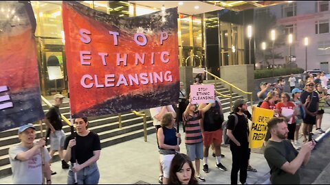 "Let Gaza Live!" Mass arrests of Jewish activists at Trump International Hotel, Columbus Circle NYC