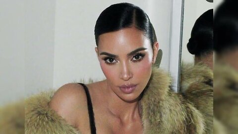 KIM KARDASHIAN, Model berukuran besar|Bintang Model Instagram|Super Model 2025
