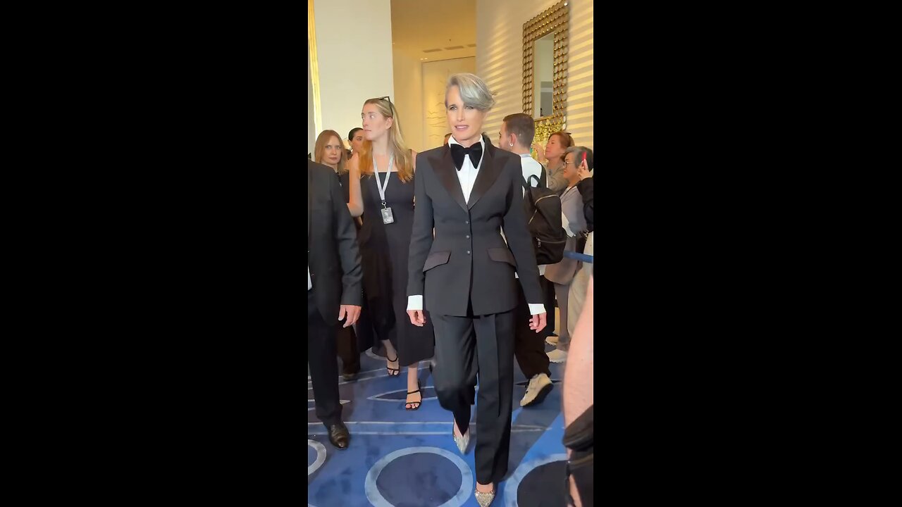 Andie MacDowell's New Look: The Rise of the 3rd Age Beauty