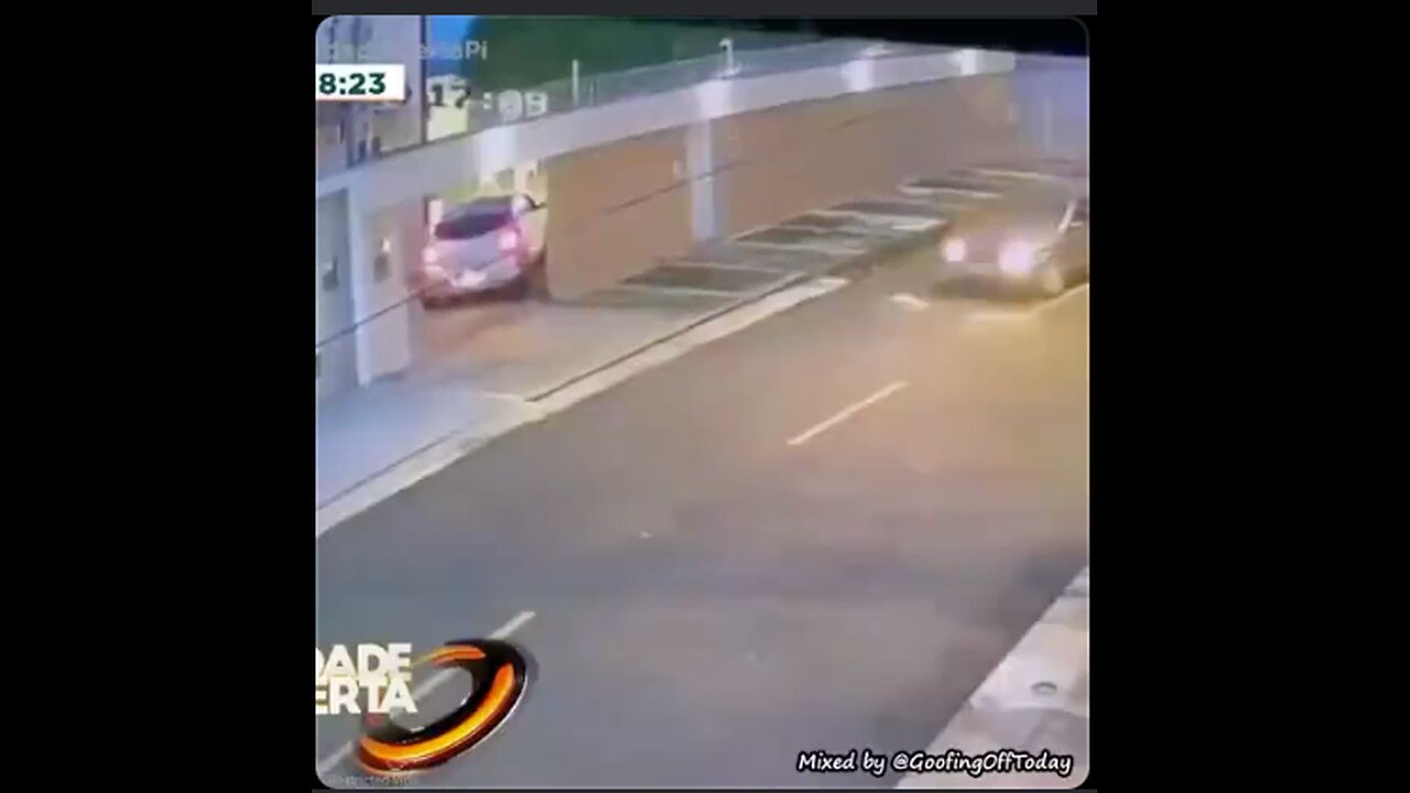 Crooks try to follow someone into their home but get shot instead.