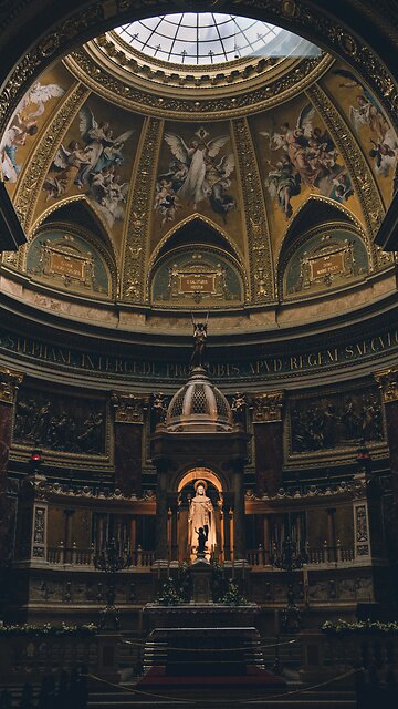 From Jupiter to Jesus: The Evolution of Roman Religion