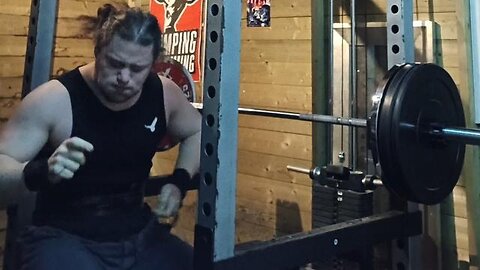 NEW-TECH EXCLUSIVE: 3x5 Paused 100 Kg Larsen Press Back-offs. Last set.