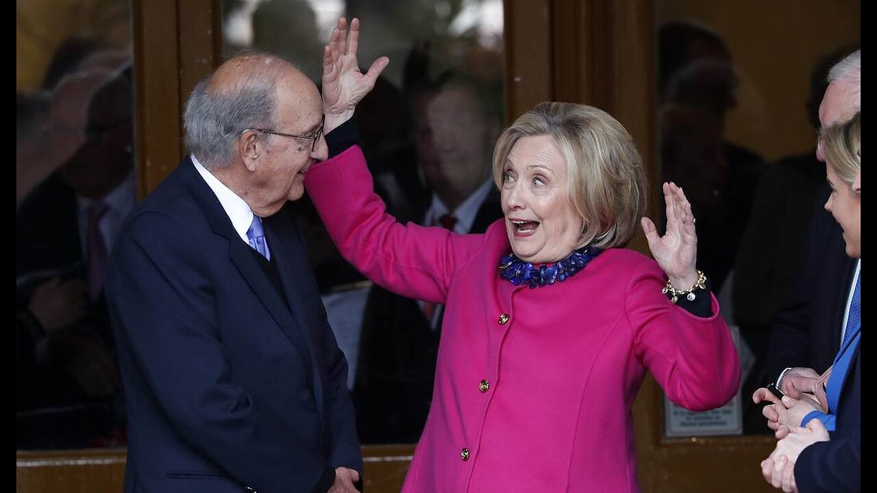 Hillary Clinton Thinks US Women Shouldn't Be So Focused on Having Babies That's What