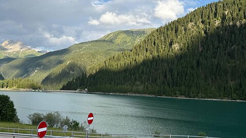 Ich bin in der Natur und die Welt dreht durch - 23.06.025