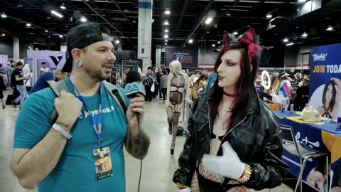HeartMyArc Interview at Chicago EXXXOTICA 2025