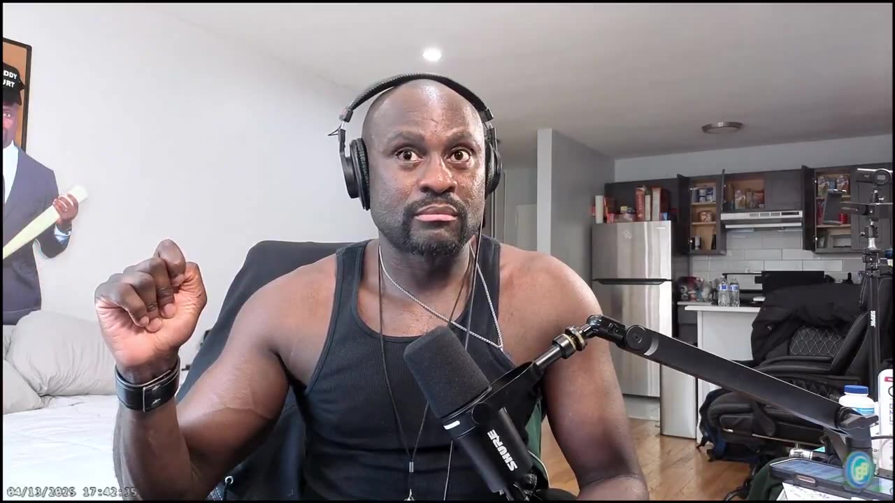 Burt Bronx still trying to figure out what FTL fucks with