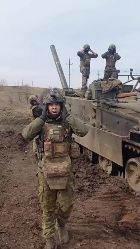 Last Spring with the Effective 'Tulip' Crew Codenamed Batyr