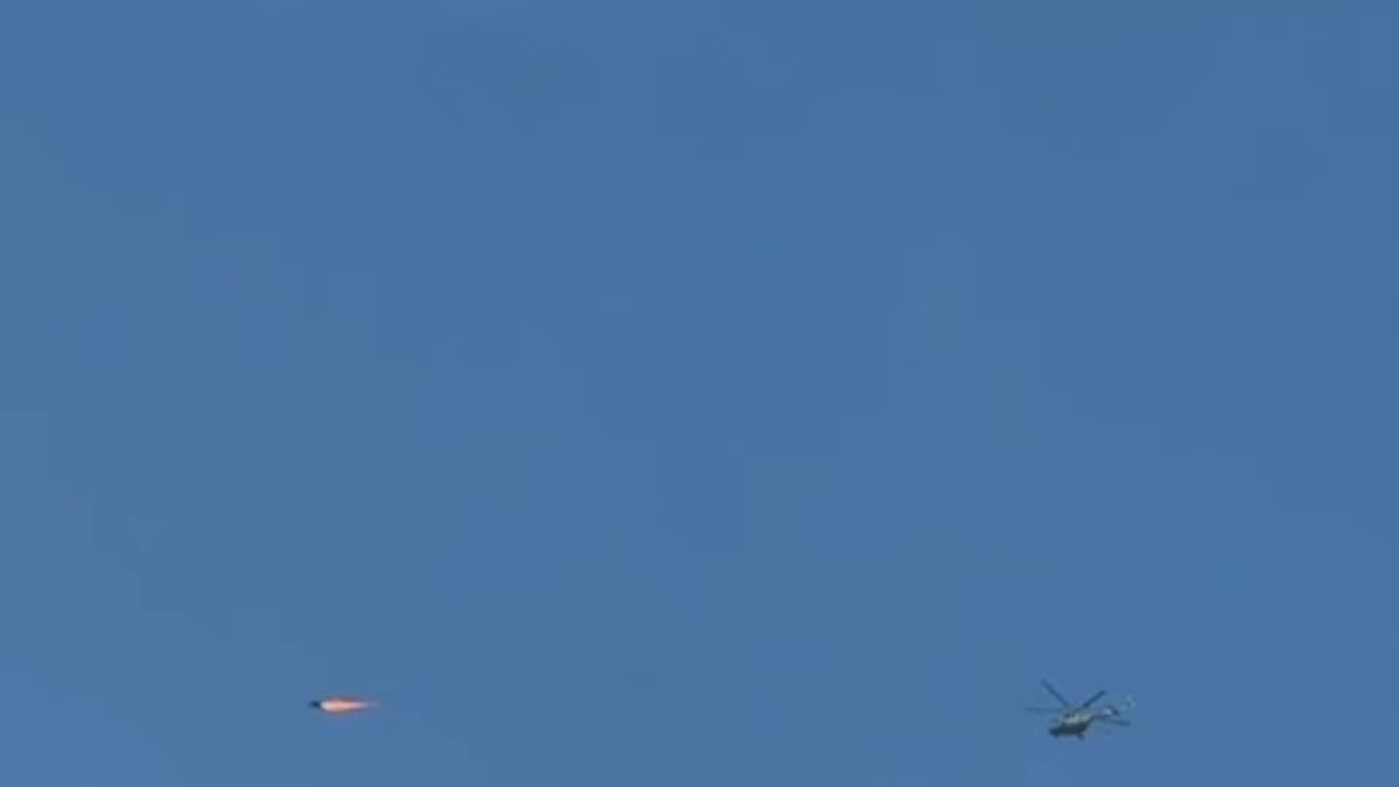 Ukrainian MI-8 Helicopter Tailing Russian Attack Drone