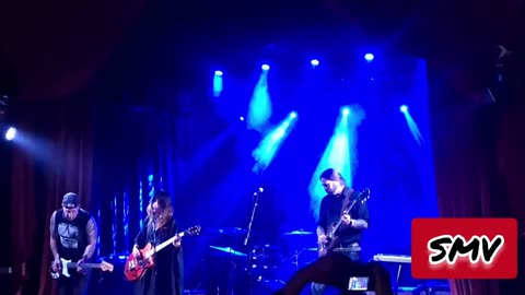 #ShittyMillennialVideos 📱📹🎬 Esses ♾️ - Three Sisters 3️⃣🗻🌅 @ Star Theater Portland, OR 09/26/2025