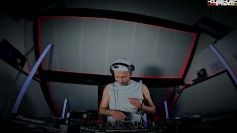 Peak Time Techno 2025 🔥 | DJ Dennis Engelhardt Live Set | Weekly Driving Melodic Bangers