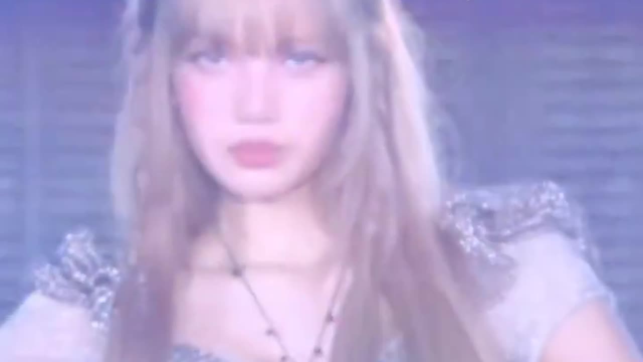 Blackpink Lisa World Tour Deadline 5