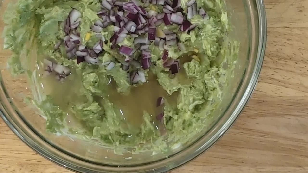 Tequila-Infused Guacamole Recipe | The Ultimate Party Dip! #avocado #veganrecipes