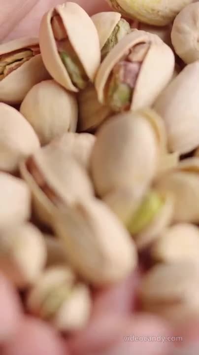 Why Eat Pistachio in Winter? 🤔❄️