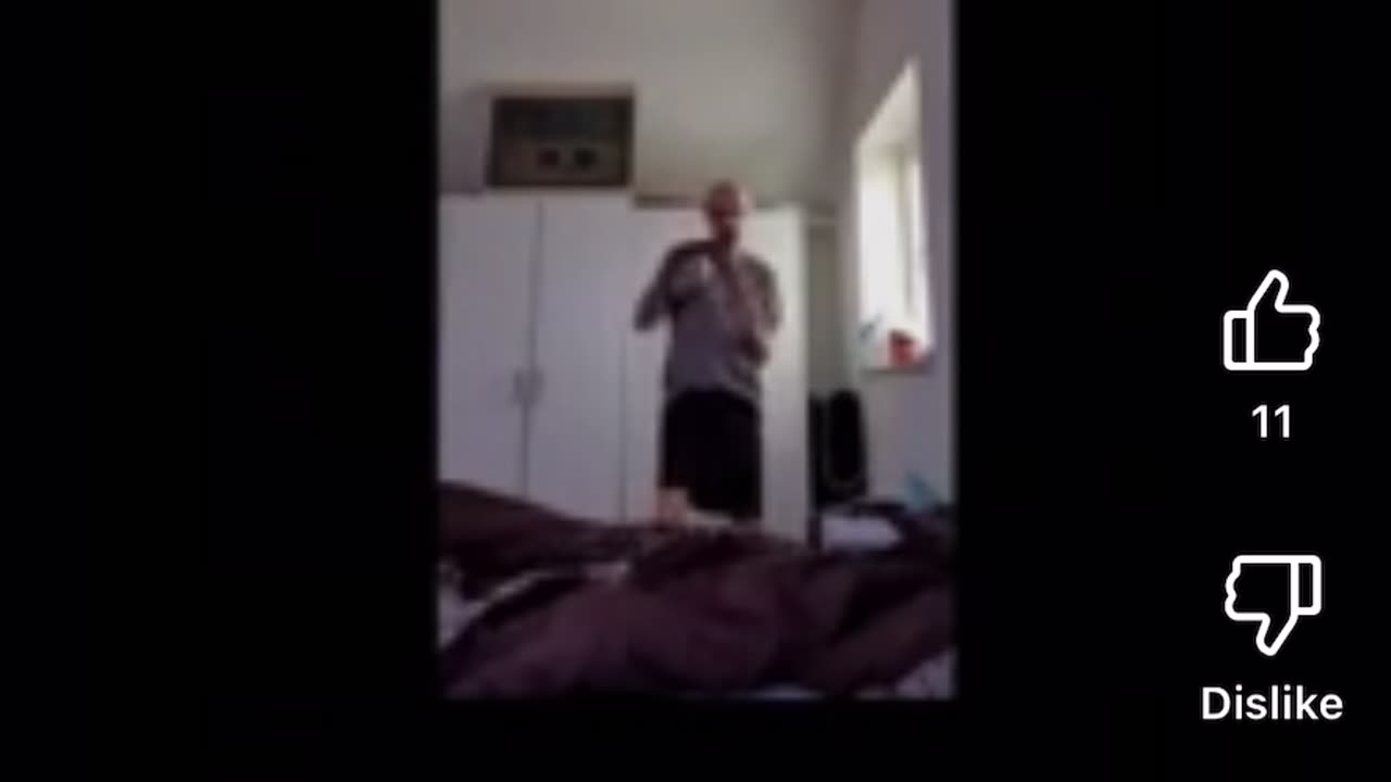 Bart kind van de duivel🤣