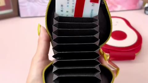 This Avocado Wallet Is the LAST Wallet You’ll Ever Need (Based & Minimalist)"