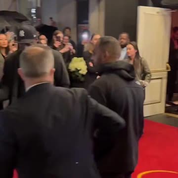 Blackpink Jennie Met Gala Kpop 2025