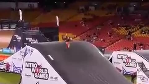 First ever dirt bike triple flip in cmptsn 💀