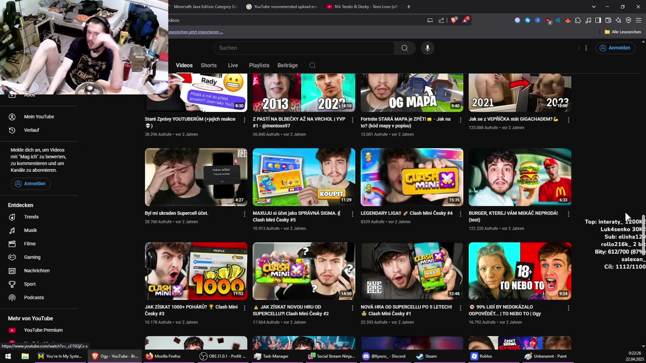 Řekni ahoj! Say hello! Sag hi!