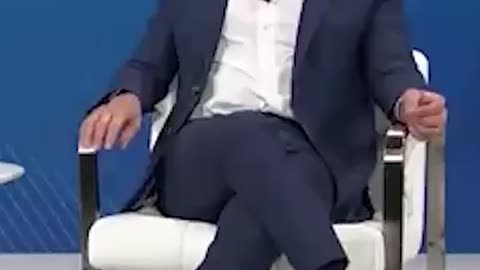 Japan 7.5 earthquake, Trump bails out farmers, Gavin Newsom is weird, and Louvre workers strike!