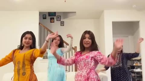 💃💃