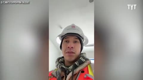 Veteran ERUPTS at Cowardly ICE Agents, Holds NOTHING Back