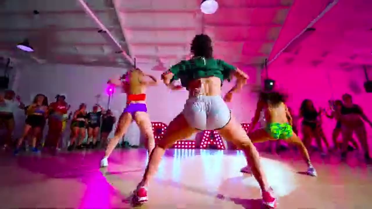 Hot Girl - Megan Thee Stallion _ Destiny Vaughn twerk class - Playground LA