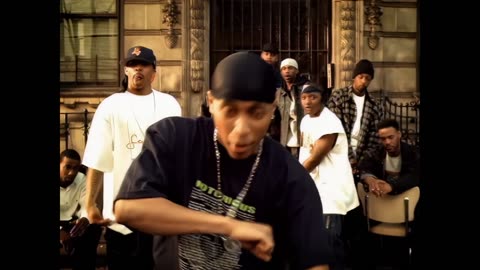 THE NOTORIOUS B.I.G. - Biggie (feat. Lil' Kim & Puff Daddy) (Official Music Video)