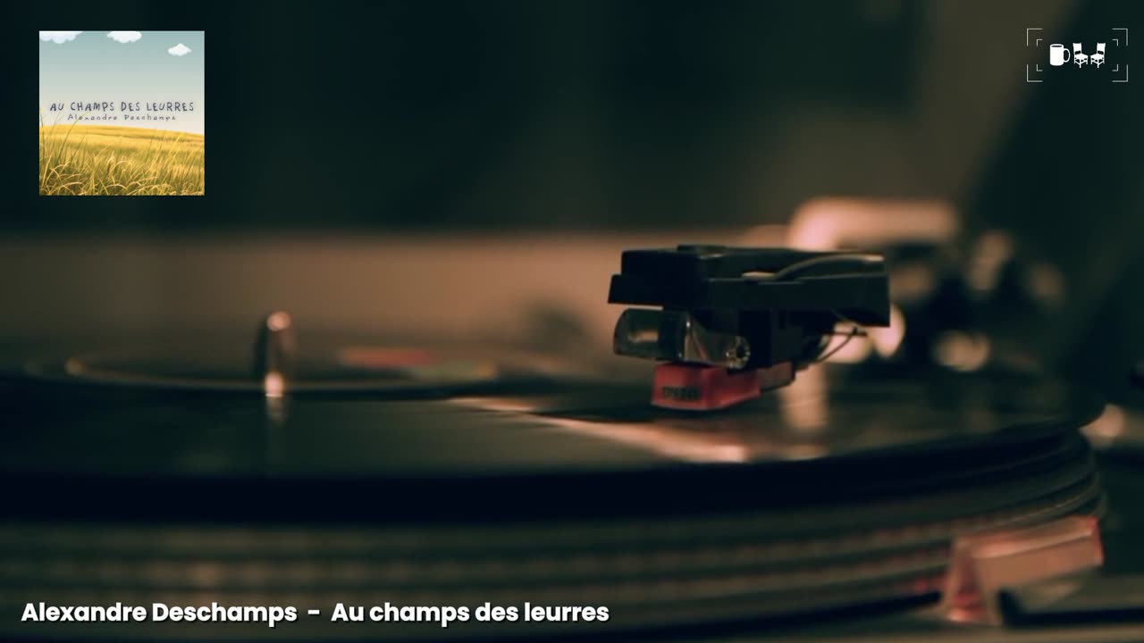 Cupchairs Discovers - 'Au champs des leurres' (by Alexandre Deschamps)