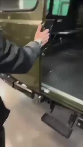 Russian Commander Shopping For Loafs at Car Dealership Complains of Quality and Price Gouging