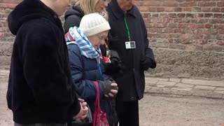 Auschwitz survivors pay tribute 81 years after liberation