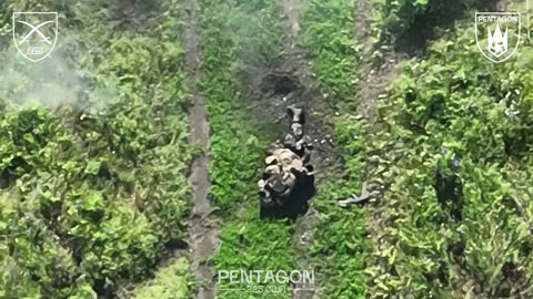 Russian Infantry Group Advancing in Sumy Without Cover or Support of Any Kind