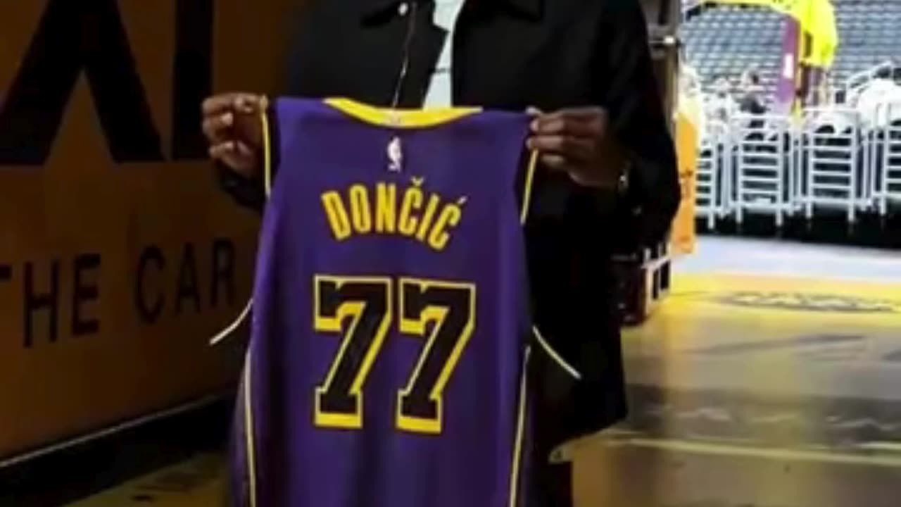 Doncic calls Bayern star to Real: I'll give you a jersey if you come