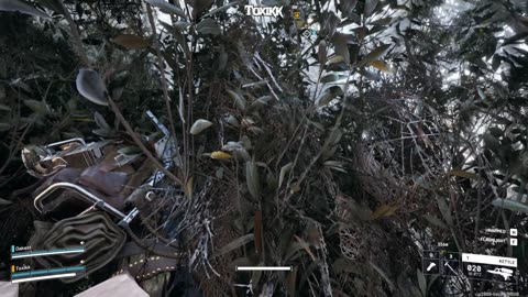 It says "Dick" and there's an arrow pointing right tooooo Cyrus. (ARC Raiders)