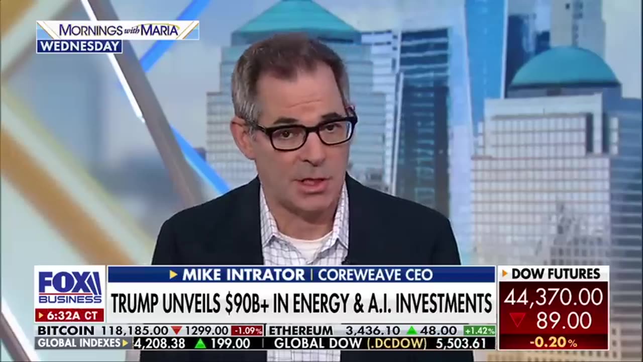 'ENOURMOUS URGENCY': Senator issues warning about America's AI battle with China