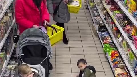 Parenting hack. Have to admit I never tried this one but it seems to work :)