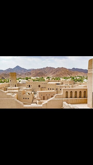 Oman – Deserts, Forts & Arabian Seas