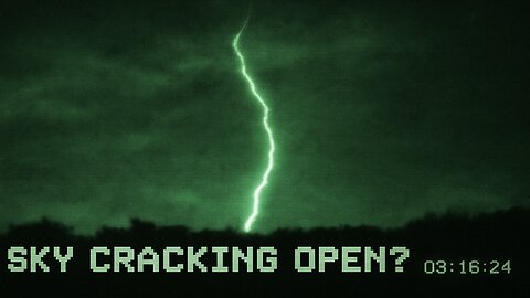Real or Hoax? Bizarre 'Crack in the Sky' Footage Leaves Viewers Stunned