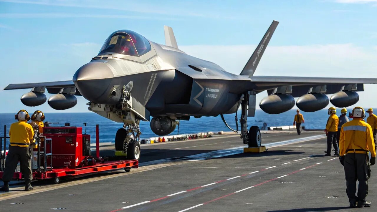 F-22 TAKES ON Russian SU-24 Over NATO Territory!