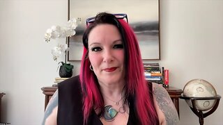 ARE WE HEADED FOR AN ECONOMIC COLLAPSE? Amanda Goodall