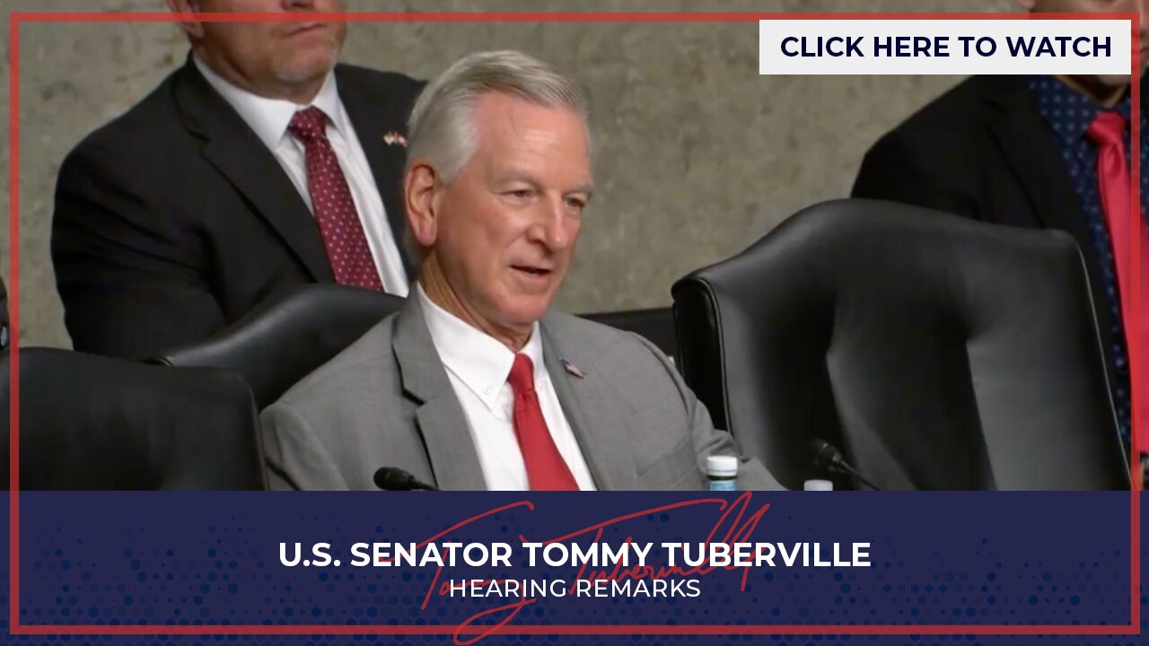 Senator Tuberville Speaks with USMC General Mahoney