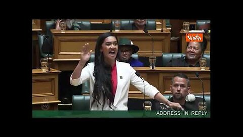 La più giovane deputata della Nuova Zelanda intona la Haka in Parlamento: il video diventa virale